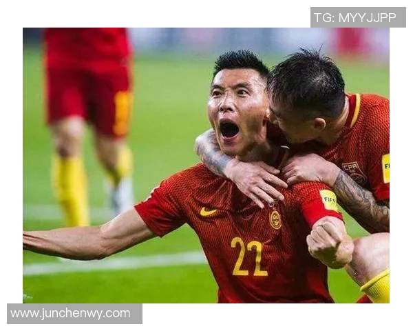 墙上挂布足球明星的魅力与激情展现足球文化的独特风采